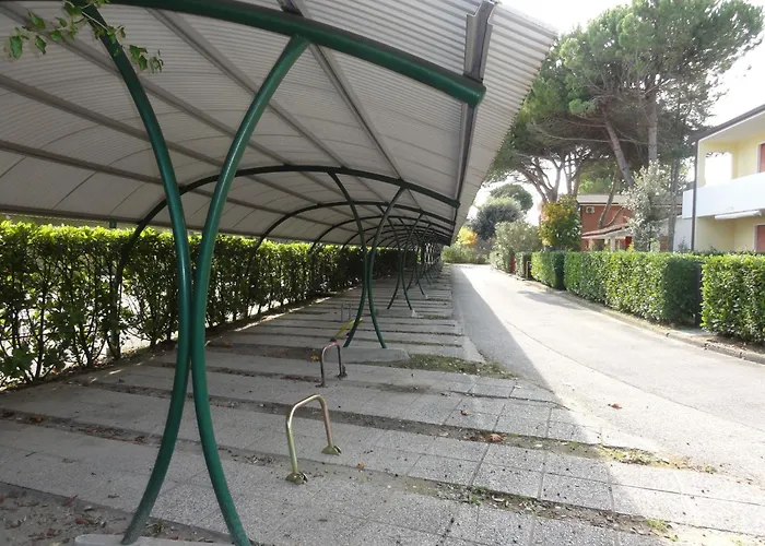 Apartment Flat In A House With Shared Pool Bibione