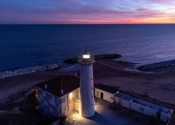 Flat In A House With Shared Pool Apartment